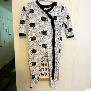 Harper Canyon Sheep Print Footie